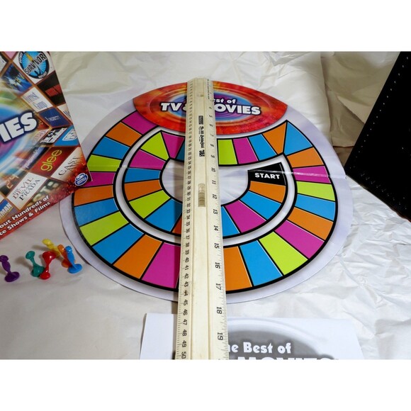 Spin Master Games - Best of Movies & TV Board Game Complete - Picture 6 of 9